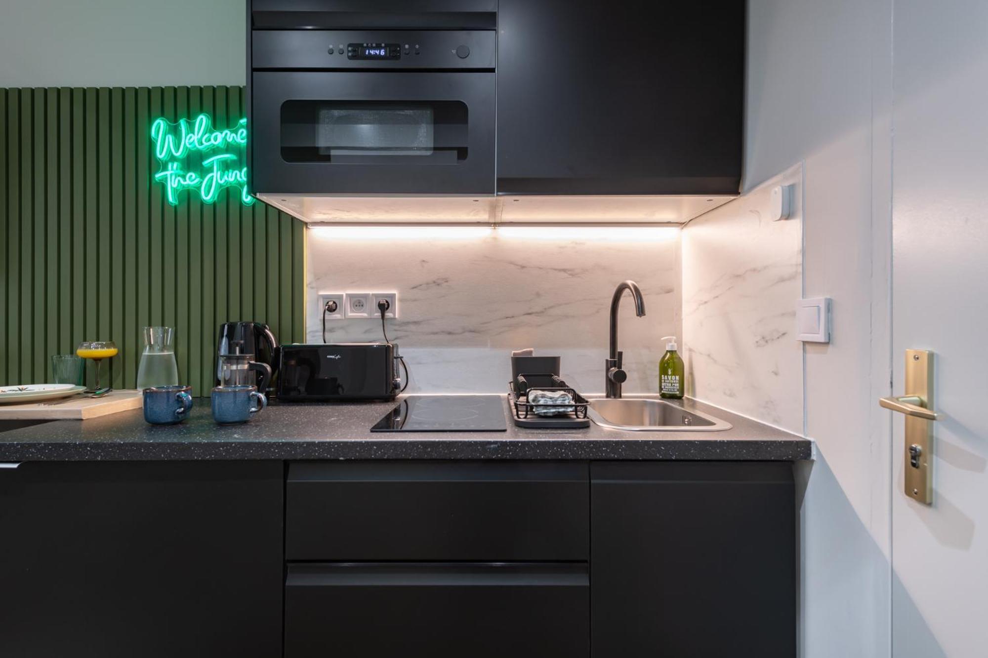 Jungle Republic Apartment Marseille Ngoại thất bức ảnh